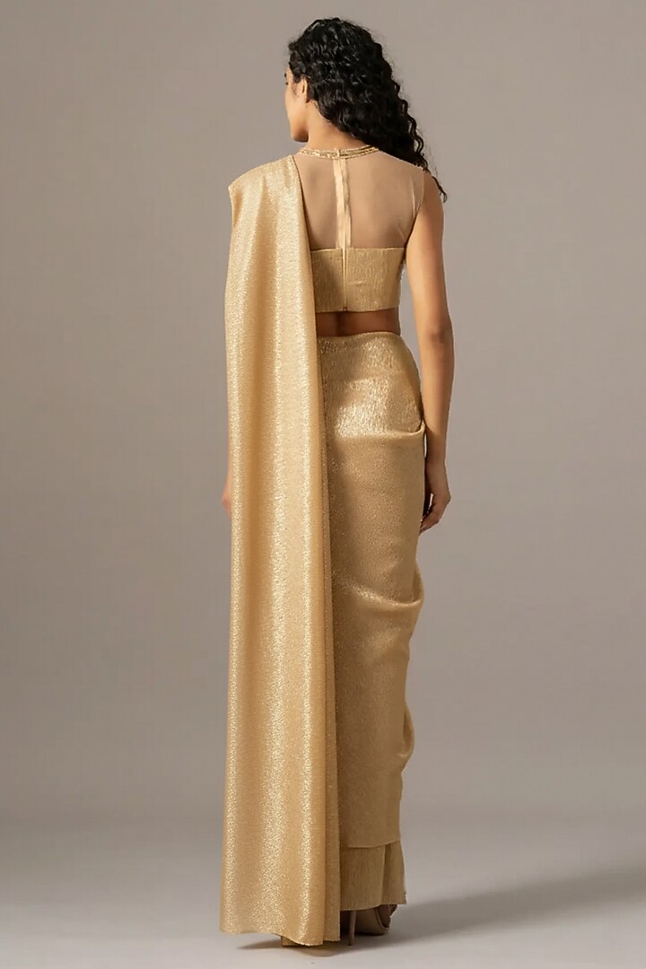 Ivory Shimmer Chiffon Wedding Saree Set by Namrata Joshipura at Pernia's Pop Up Shop