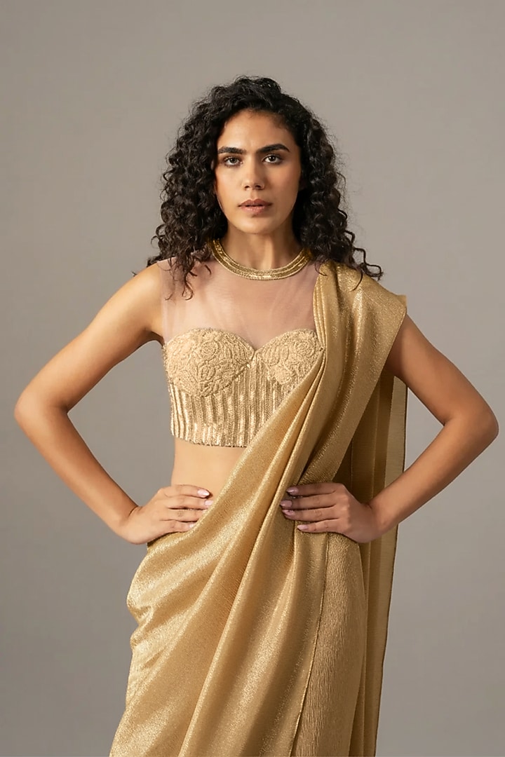Ivory Shimmer Chiffon Wedding Saree Set by Namrata Joshipura at Pernia's Pop Up Shop