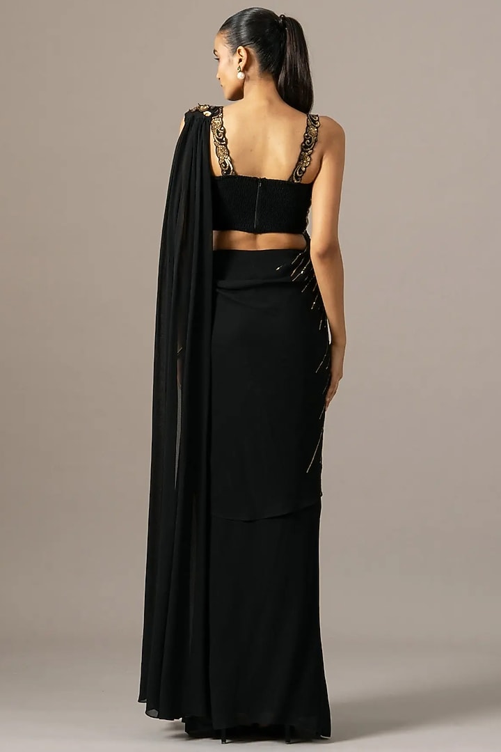 Black Georgette Baroque Reception Saree Set by Namrata Joshipura at Pernia's Pop Up Shop