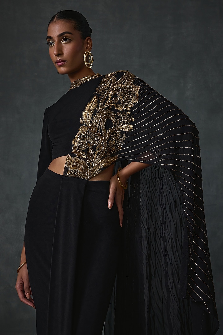 Black Jersey Paisley Hand Embellished Draped Reception Saree Set by Namrata Joshipura at Pernia's Pop Up Shop