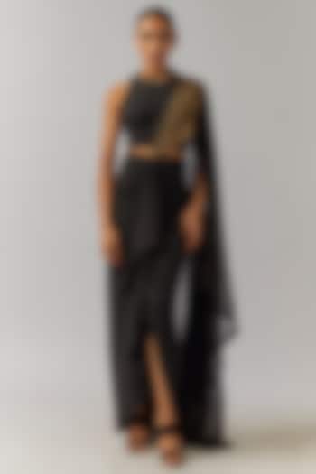 Black Jersey Hand Embellished Draped Concept Wedding Saree Set by Namrata Joshipura at Pernia's Pop Up Shop