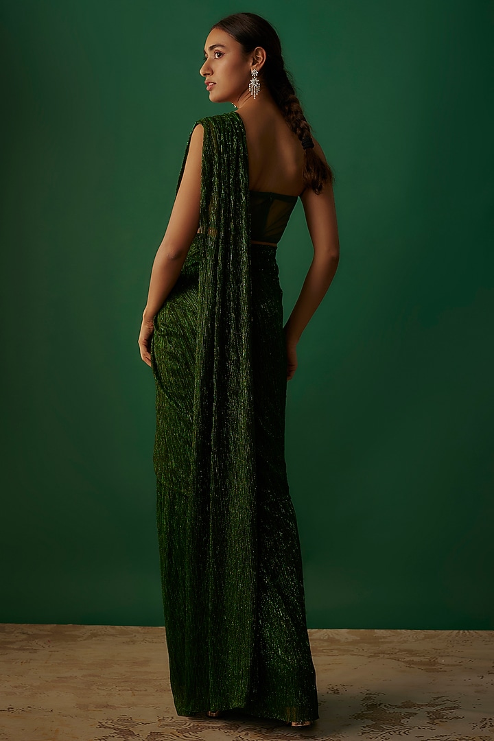 Emerald Green Shimmer Crepe Wedding Saree Set by Namrata Joshipura at Pernia's Pop Up Shop