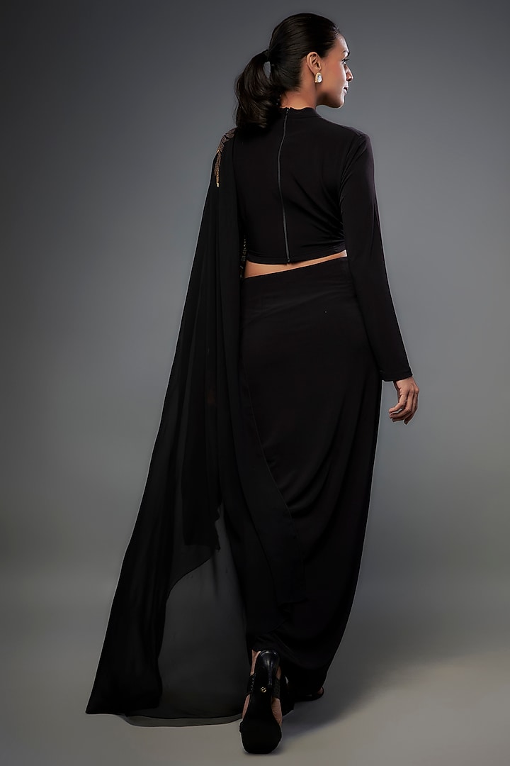 Black Jersey Draped Reception Saree Set by Namrata Joshipura at Pernia's Pop Up Shop
