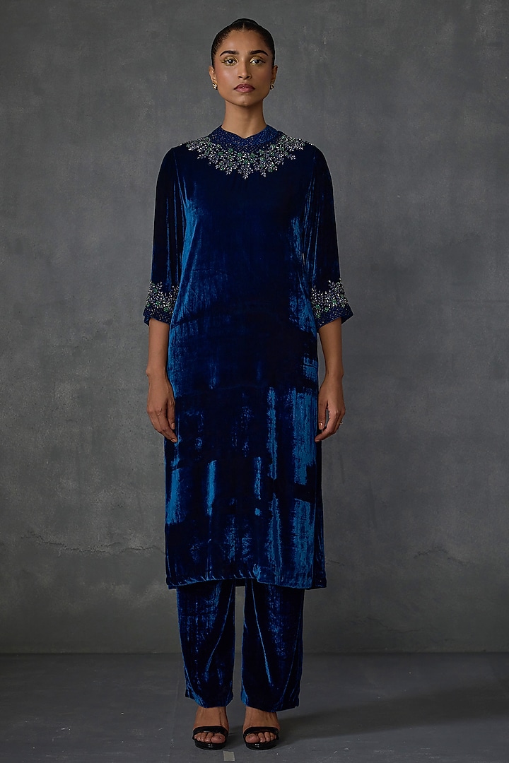 Midnight Blue Velvet Tunic Set by Namrata Joshipura at Pernia's Pop Up Shop