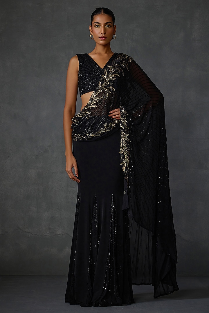 Black Jersey Fern Hand Embellished Draped Saree Set by Namrata Joshipura at Pernia's Pop Up Shop