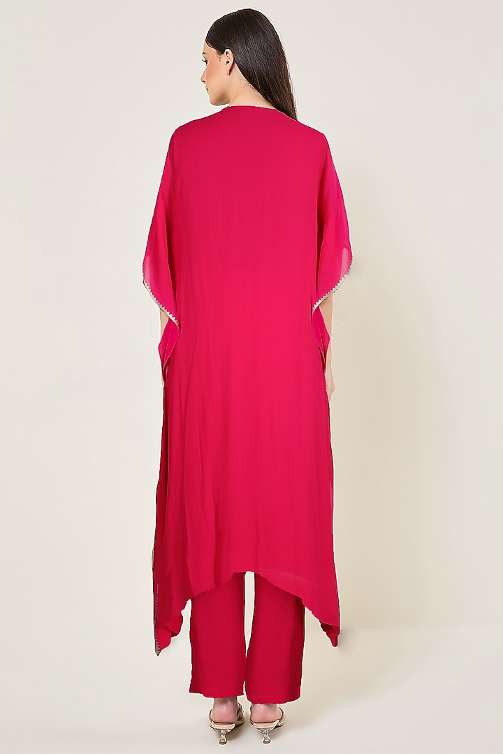 Fuchsia Georgette Kaftan Set by Namrata Joshipura at Pernia's Pop Up Shop