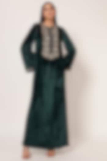 Hunter Green Velvet Kaftan by Namrata Joshipura at Pernia's Pop Up Shop