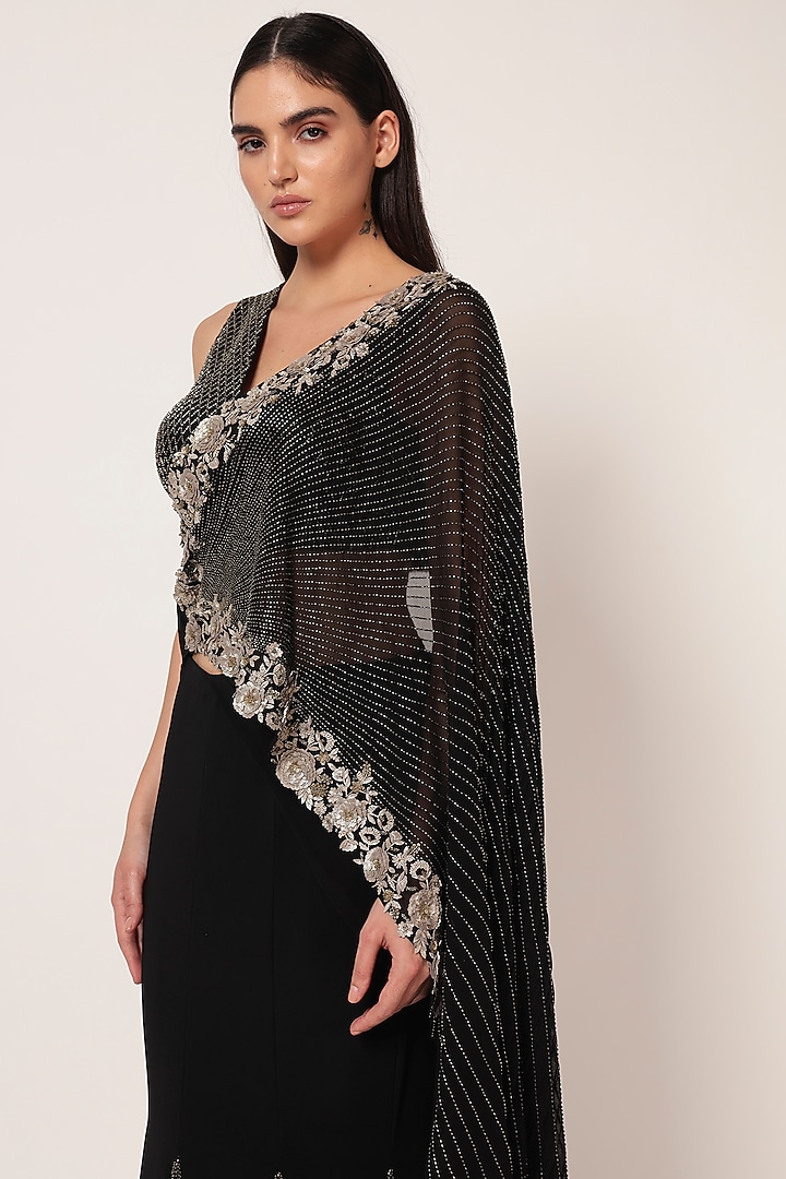 Black jersey Draped Reception Saree Set by Namrata Joshipura at Pernia's Pop Up Shop