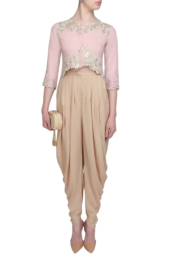 Namrata Joshipura presents Light pink trellis blouse available only at Pernia's Pop Up Shop.