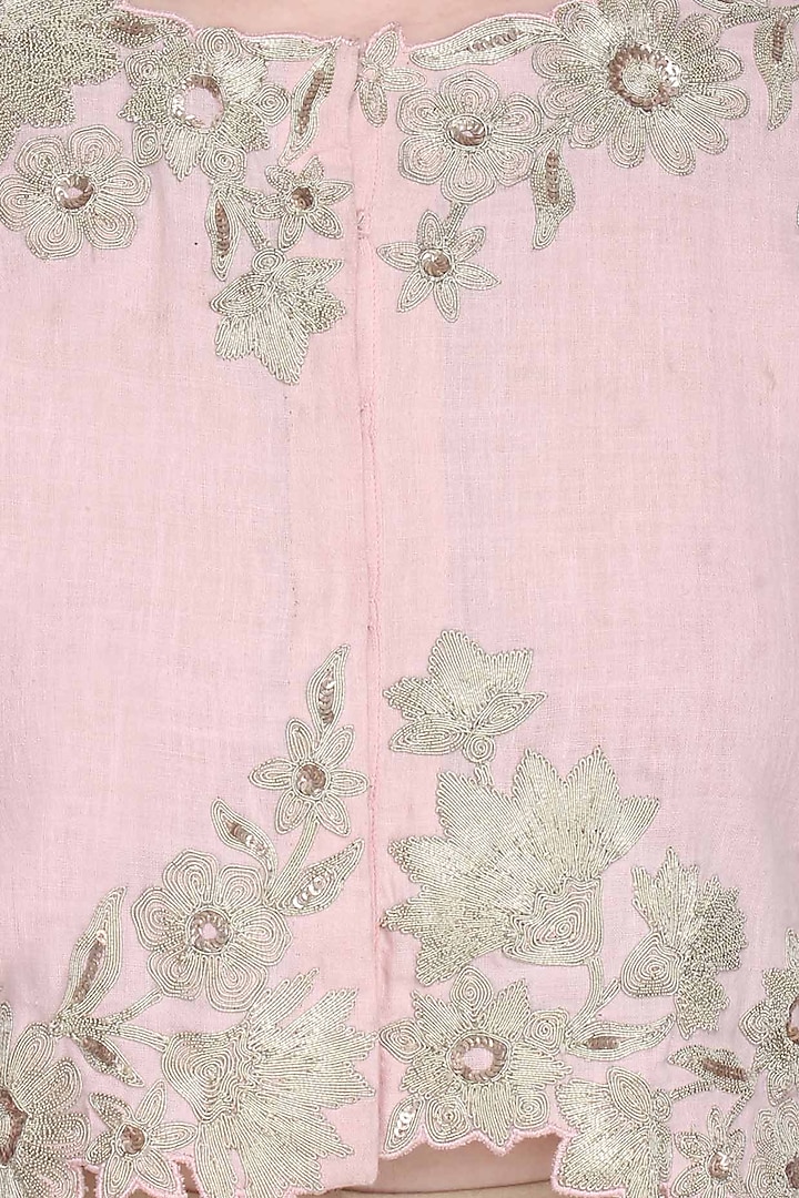 Namrata Joshipura presents Light pink trellis blouse available only at Pernia's Pop Up Shop.