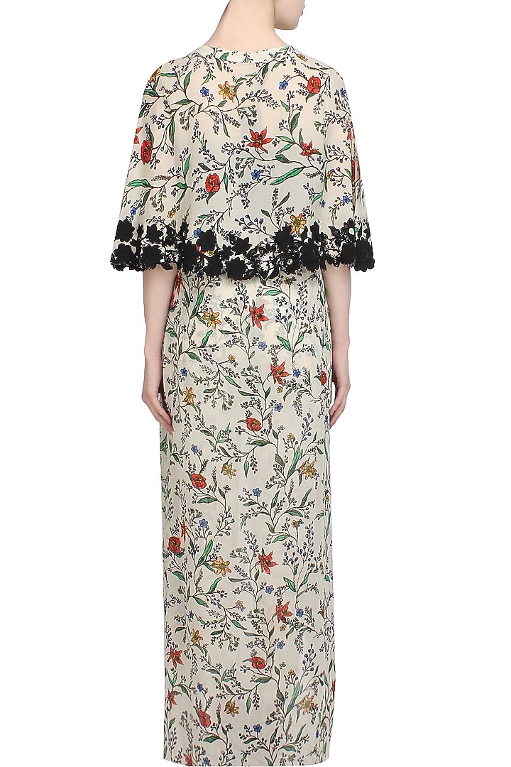 Namrata Joshipura presents Ivory twig trellis cape available only at Pernia's Pop Up Shop.