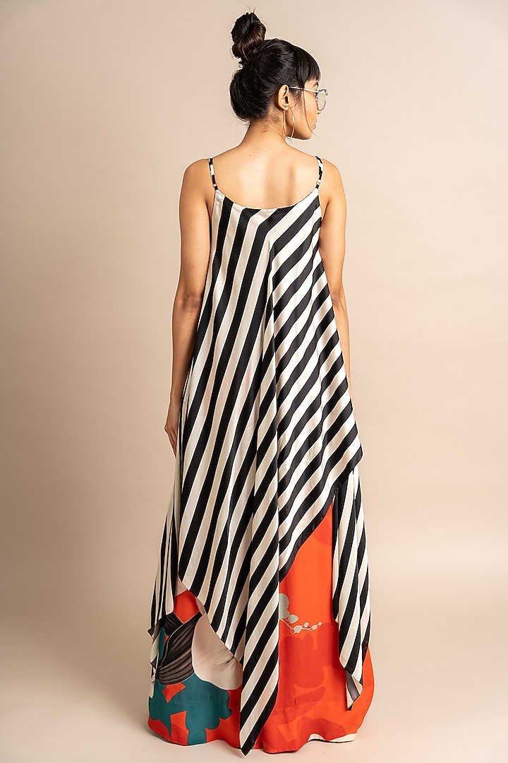 Tangerine Crepe Printed Pant Set by Nupur Kanoi at Pernia's Pop Up Shop
