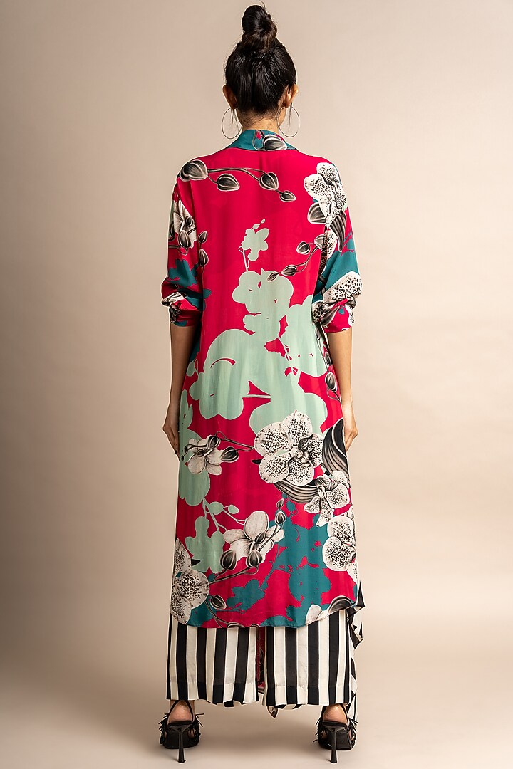 Magenta Crepe Digital Printed Co-Ord Set by Nupur Kanoi at Pernia's Pop Up Shop