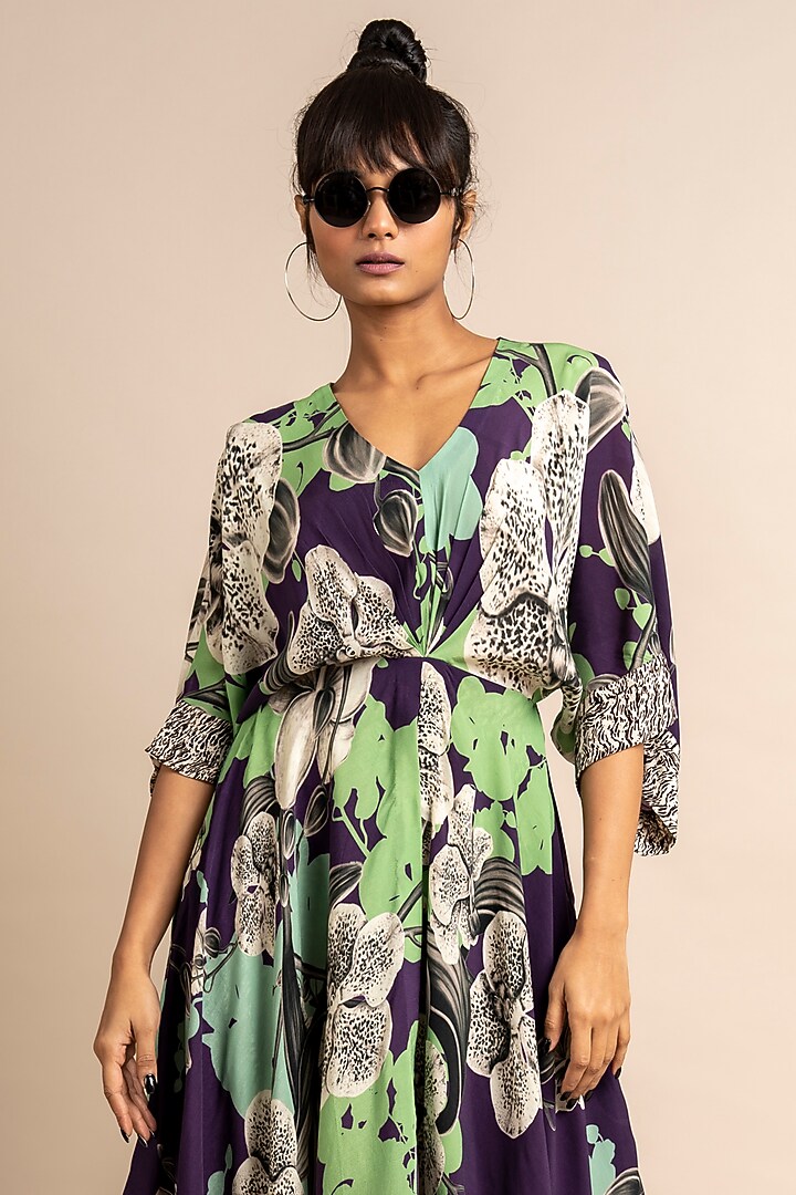 Aubergine Crepe Digital Printed Kaftan Set by Nupur Kanoi at Pernia's Pop Up Shop