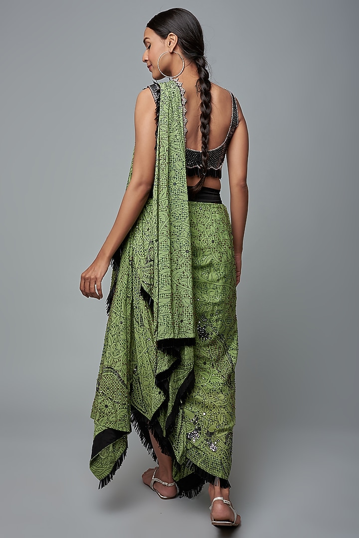 Jade Crepe Peacock Printed Pre-Draped Reception Saree Set by Nupur Kanoi at Pernia's Pop Up Shop