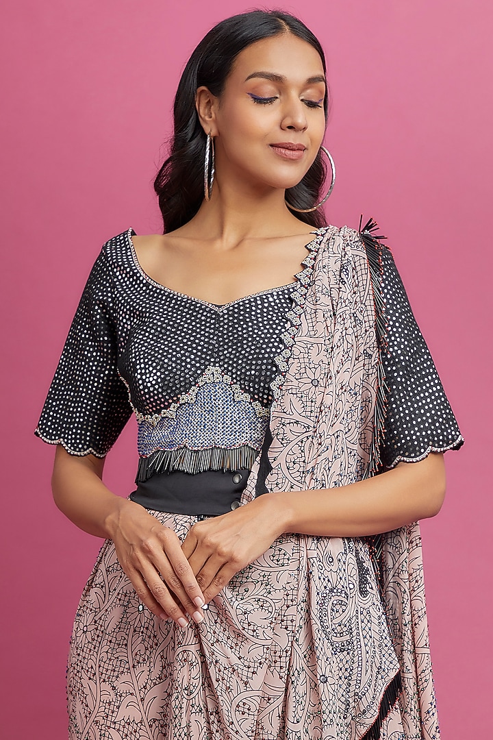 Dusty Rose Crepe Printed & Embroidered Reception Saree Set by Nupur Kanoi at Pernia's Pop Up Shop