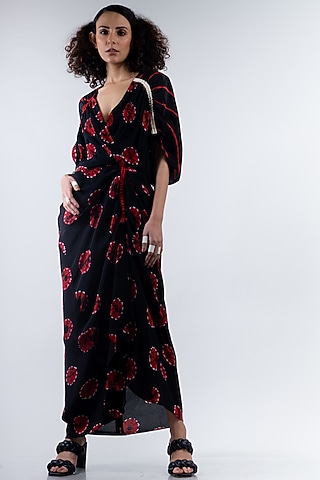 Black & Red Crepe Shibori Gathered Dress by Nupur Kanoi