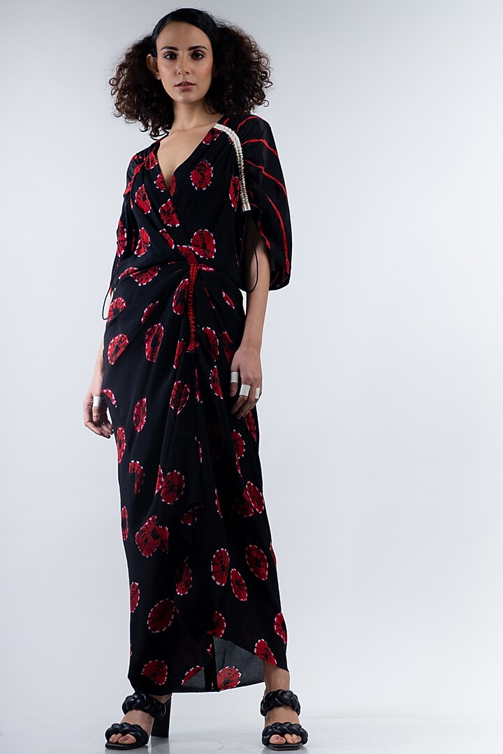 Black & Red Crepe Shibori Gathered Vacation Dress by Nupur Kanoi at Pernia's Pop Up Shop