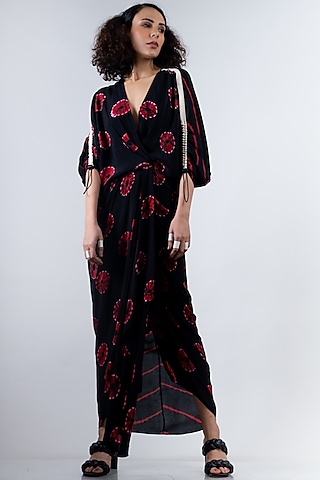 Black & Red Crepe Shibori Elasticated Dress by Nupur Kanoi