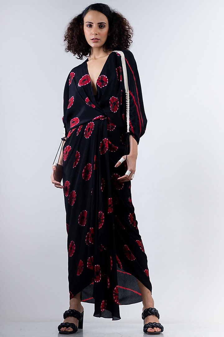 Black & Red Crepe Shibori Elasticated Vacation Dress by Nupur Kanoi at Pernia's Pop Up Shop