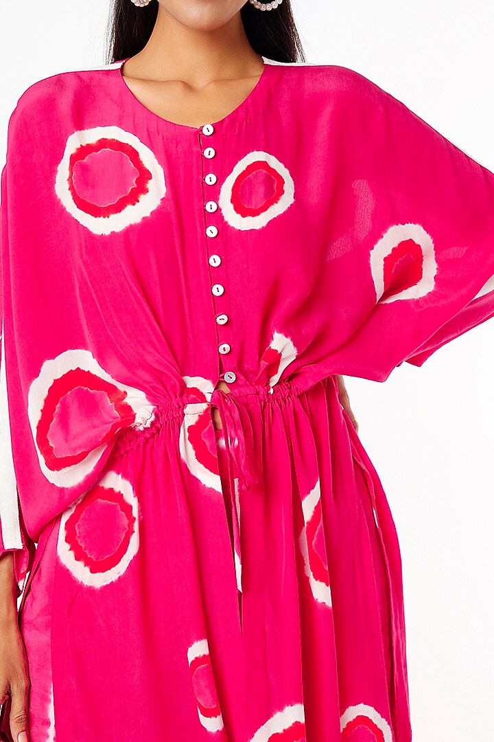 Rani Pink Crepe Printed Kaftan Set by Nupur Kanoi at Pernia's Pop Up Shop