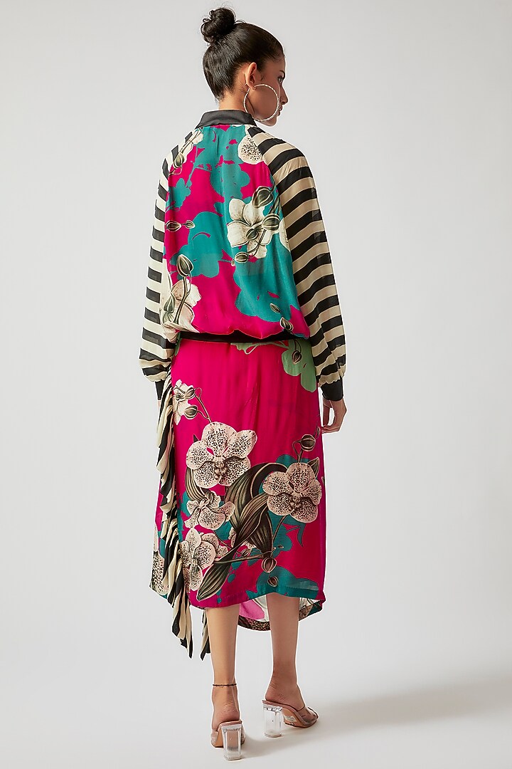Magenta Crepe Digital Printed Skirt Set by Nupur Kanoi at Pernia's Pop Up Shop
