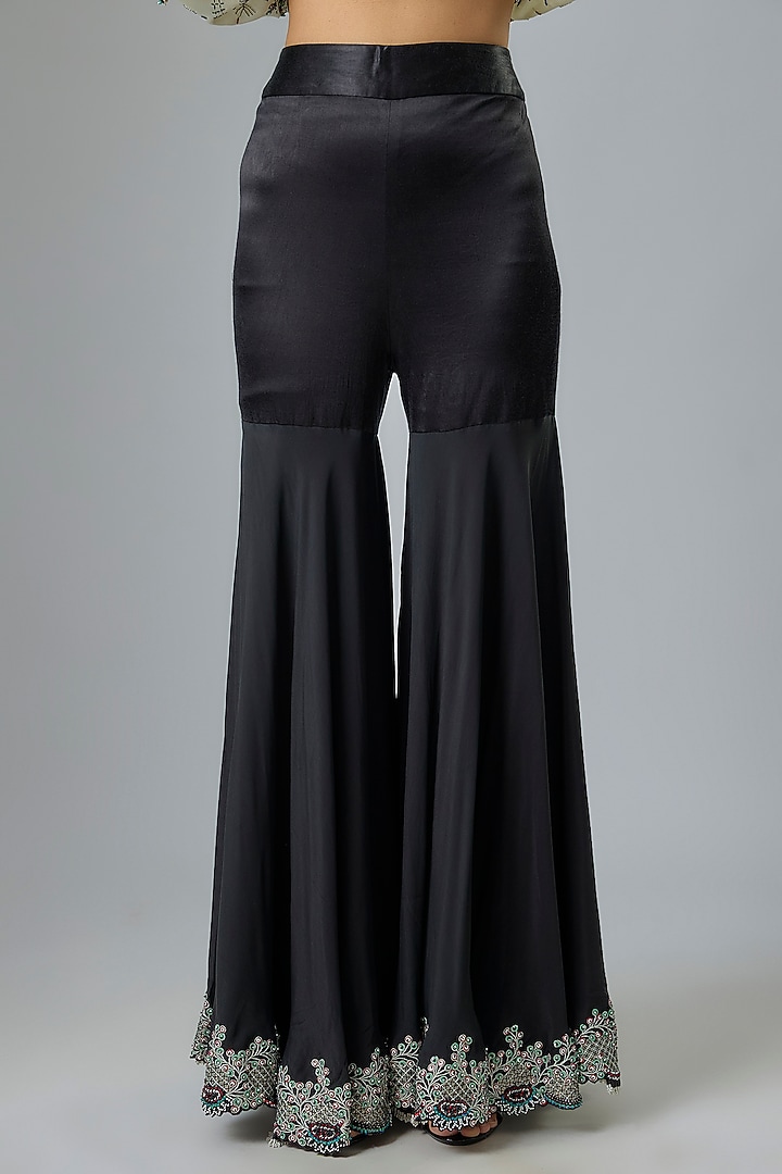 Black Crepe & Lycra Gharara Set by Nupur Kanoi at Pernia's Pop Up Shop