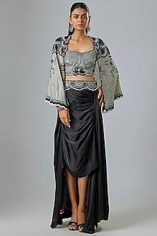 product-color-Black