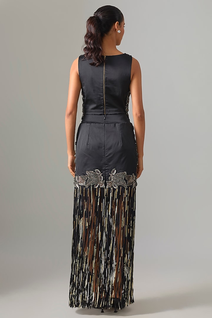 Silver & Black Crepe Skirt Set by Nupur Kanoi at Pernia's Pop Up Shop