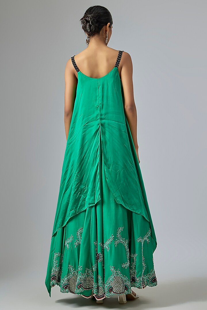 Sea Green Silk & Crepe Hand Embroidered Wedding Lehenga Set by Nupur Kanoi at Pernia's Pop Up Shop