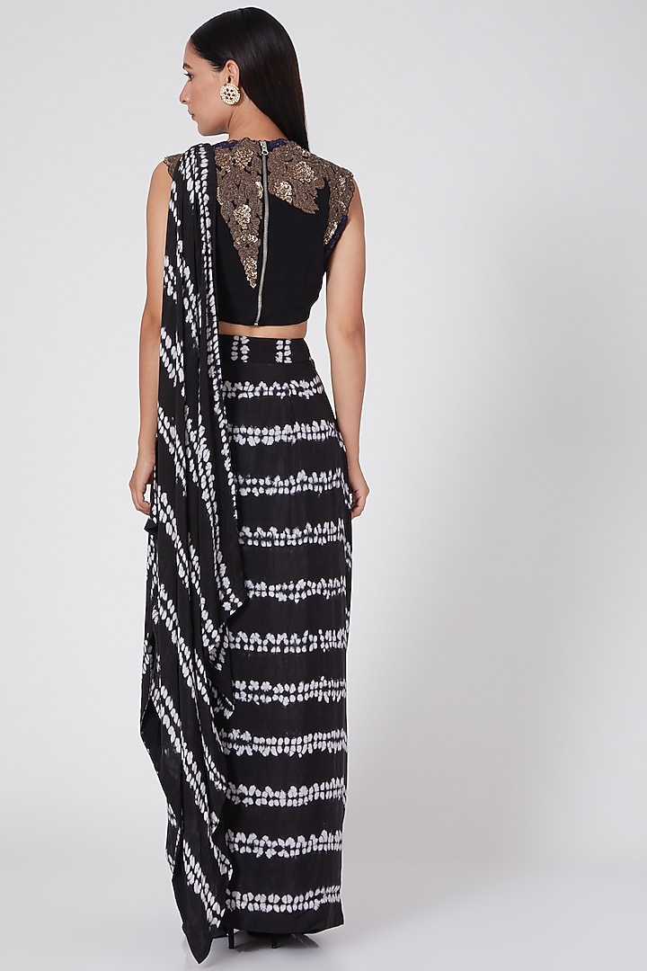 Black Striped Cowl Wedding Saree Set by Nupur Kanoi at Pernia's Pop Up Shop