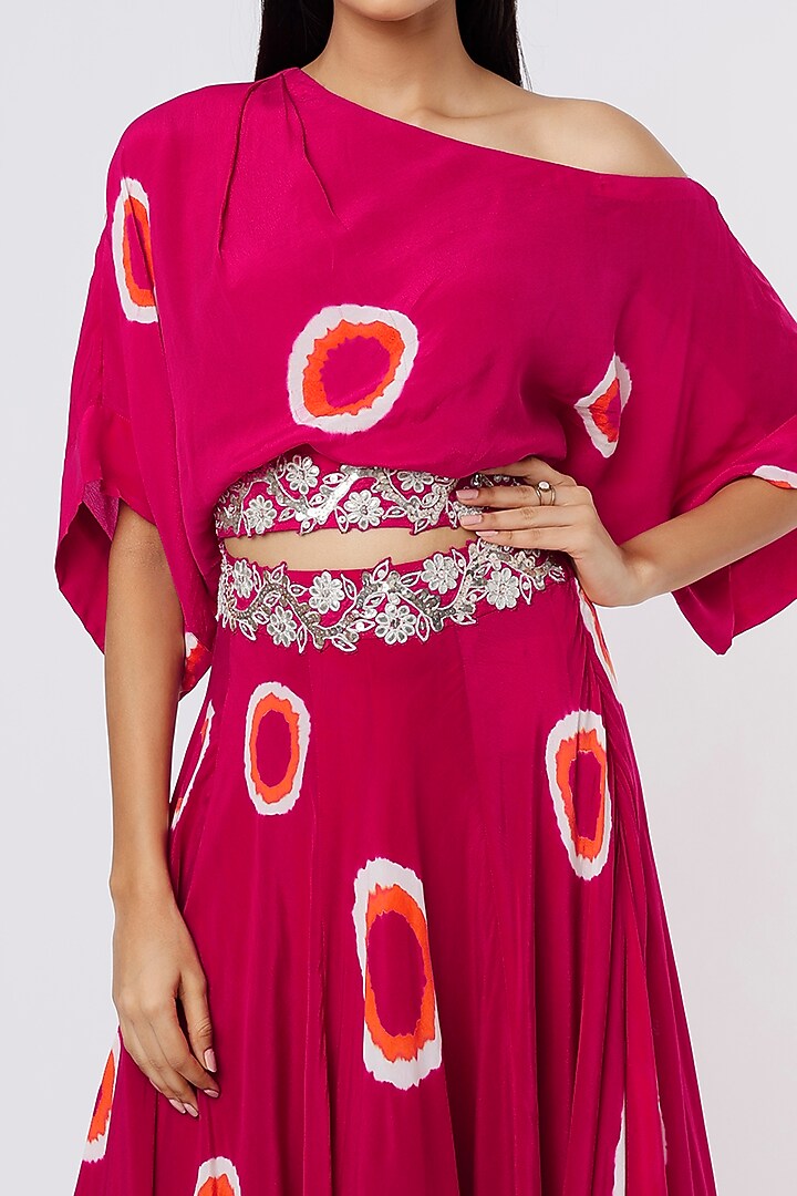 Fuchsia Printed Wedding Lehenga Set by Nupur Kanoi at Pernia's Pop Up Shop