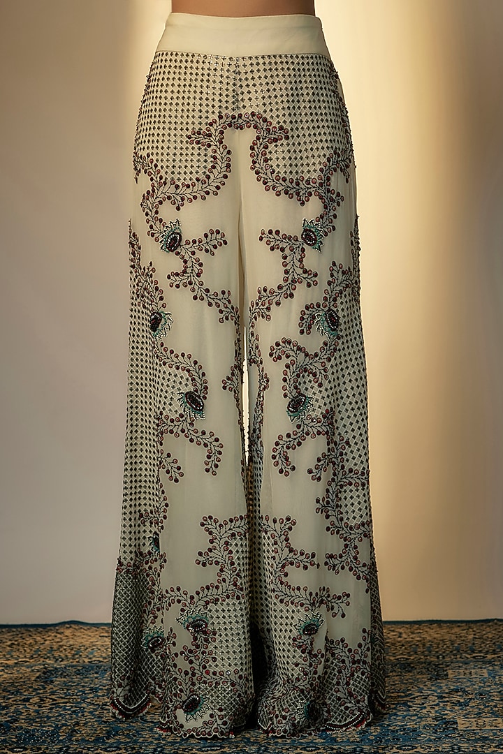 Off-White Georgette & Silk Hand Embroidered Layered Kurta Set by Nupur Kanoi at Pernia's Pop Up Shop