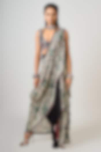 Off-White Crepe Printed & Hand Embroidered Pre-Draped Saree Set by Nupur Kanoi