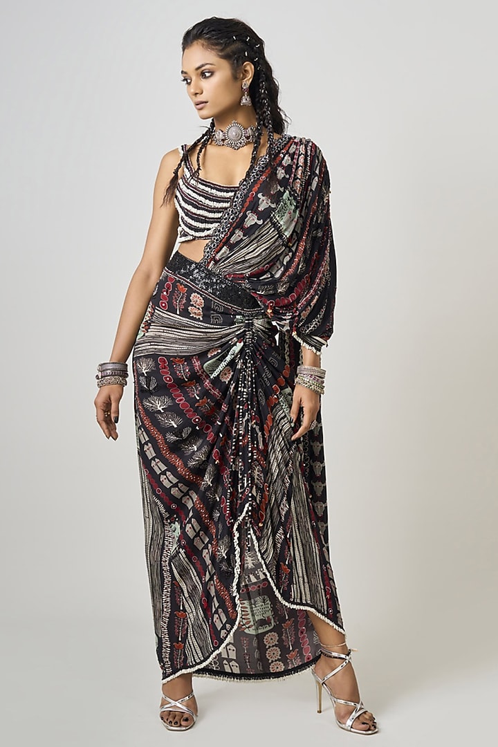Black Crepe Hand Embroidered & Printed Pre-Draped Reception Saree Set by Nupur Kanoi at Pernia's Pop Up Shop