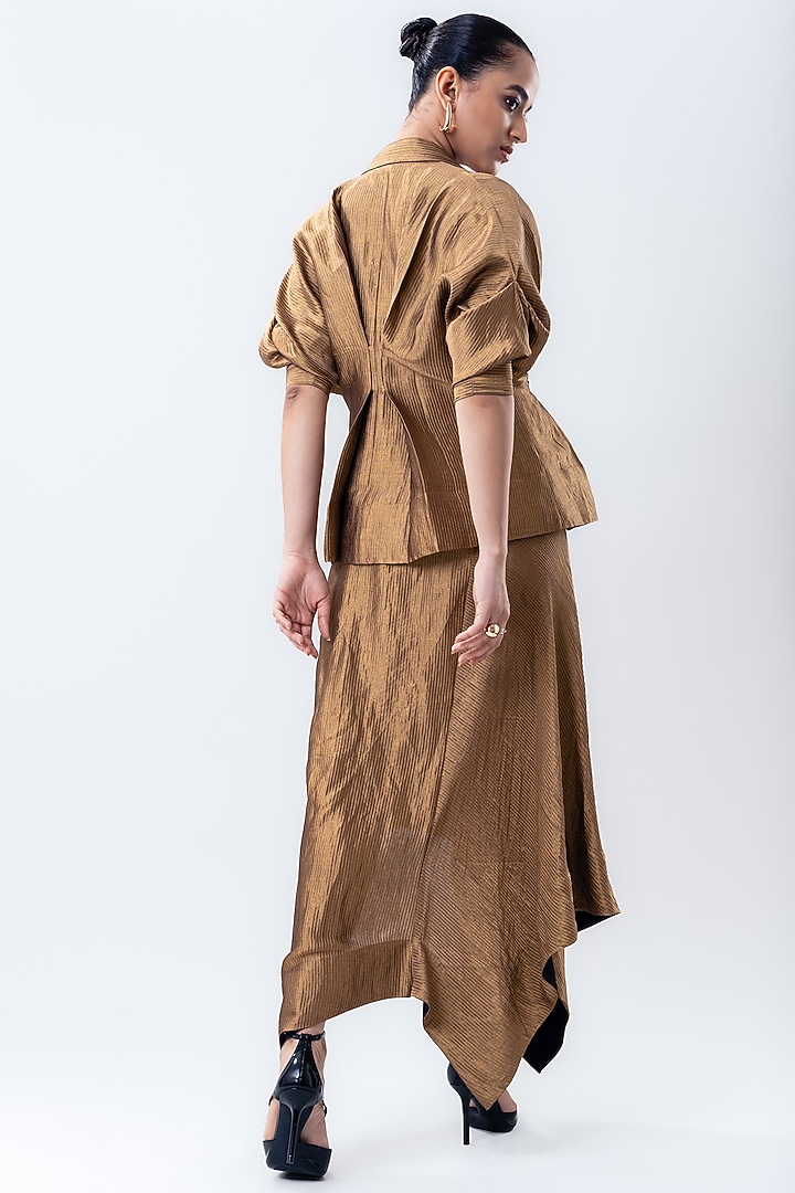Gold Banarasi Silk Asymmetric Skirt Set by Nupur Kanoi at Pernia's Pop Up Shop