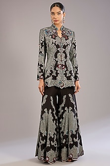 product-color-Black