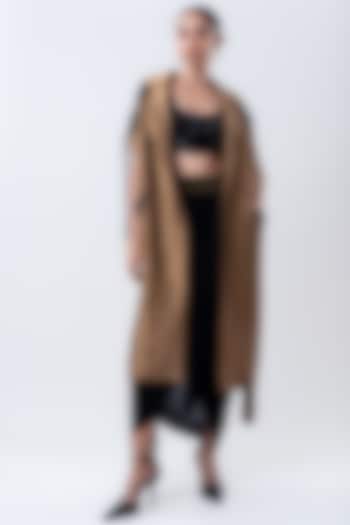 Gold Banarasi Silk Trench Coat Set by Nupur Kanoi at Pernia's Pop Up Shop