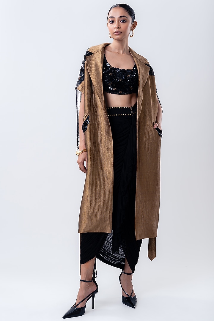 Gold Banarasi Silk Trench Coat Set by Nupur Kanoi at Pernia's Pop Up Shop