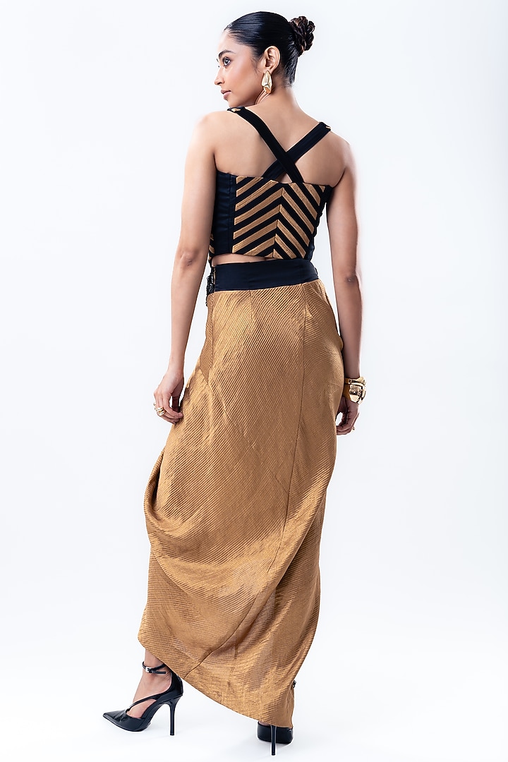 Gold Banarasi Silk Skirt Set by Nupur Kanoi at Pernia's Pop Up Shop