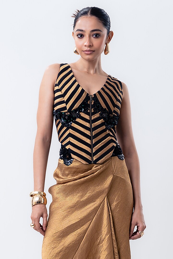 Gold Banarasi Silk Skirt Set by Nupur Kanoi at Pernia's Pop Up Shop