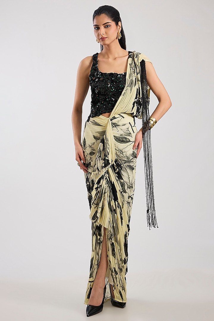 Ivory Chiffon Digital Printed Pre-Draped Reception Saree Set by Nupur Kanoi at Pernia's Pop Up Shop