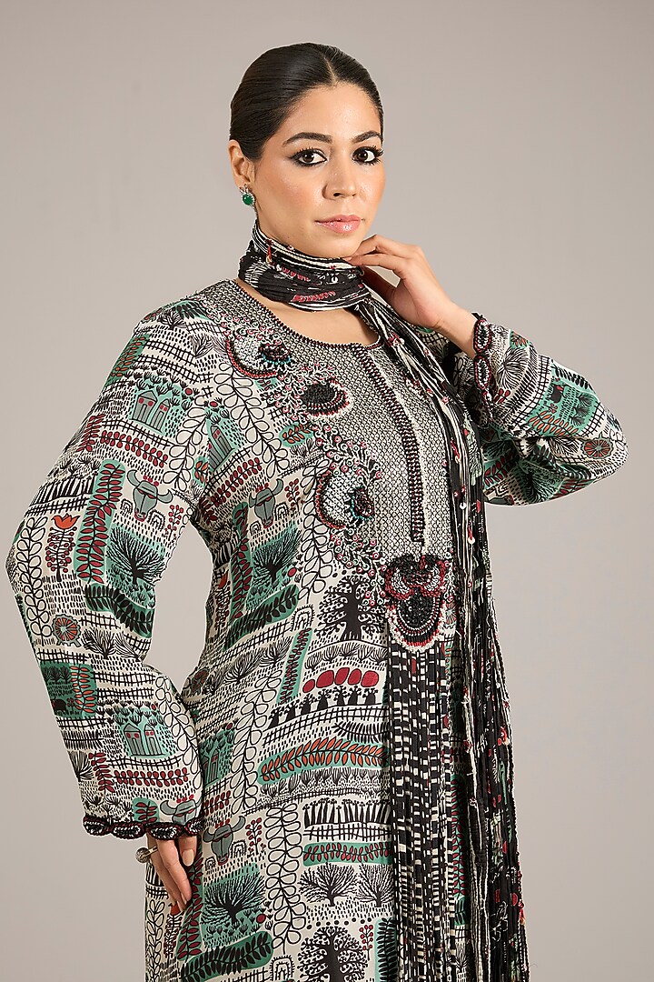 Off-White Crepe Printed Kurta Set by Nupur Kanoi at Pernia's Pop Up Shop