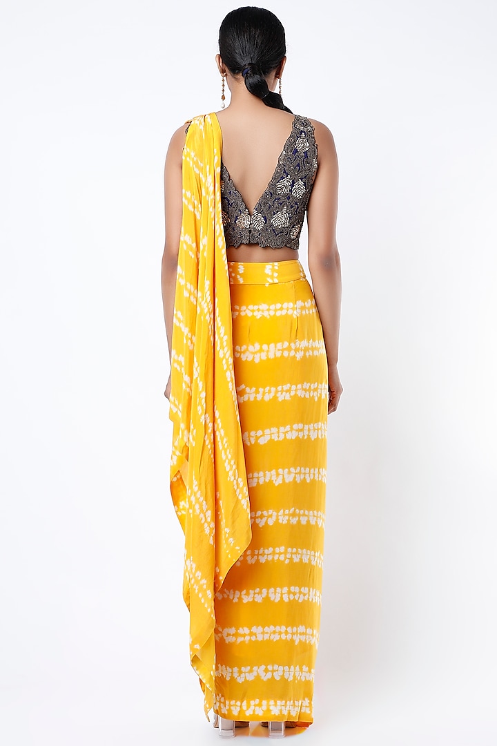 Sunny Yellow Crepe Bengali Wedding Saree Set by Nupur Kanoi at Pernia's Pop Up Shop