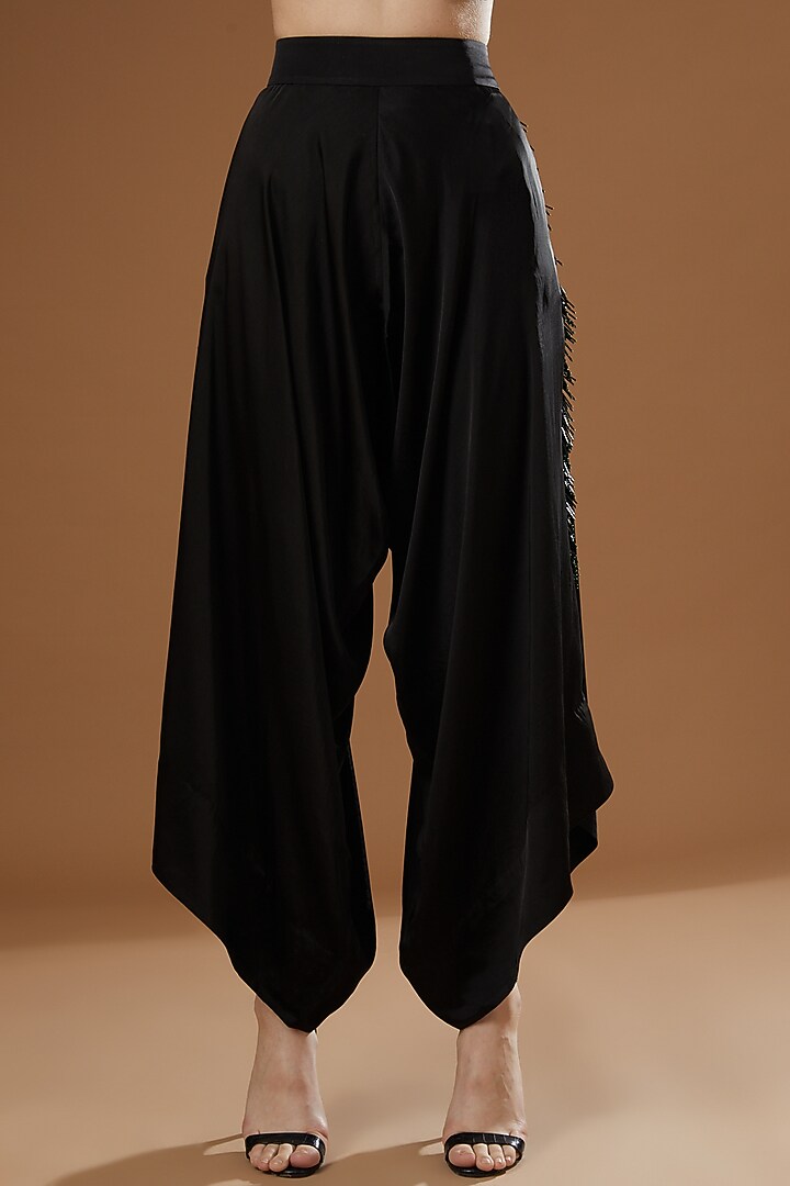 Black Embroidered Pre-Draped Reception Saree Set by Nupur Kanoi at Pernia's Pop Up Shop