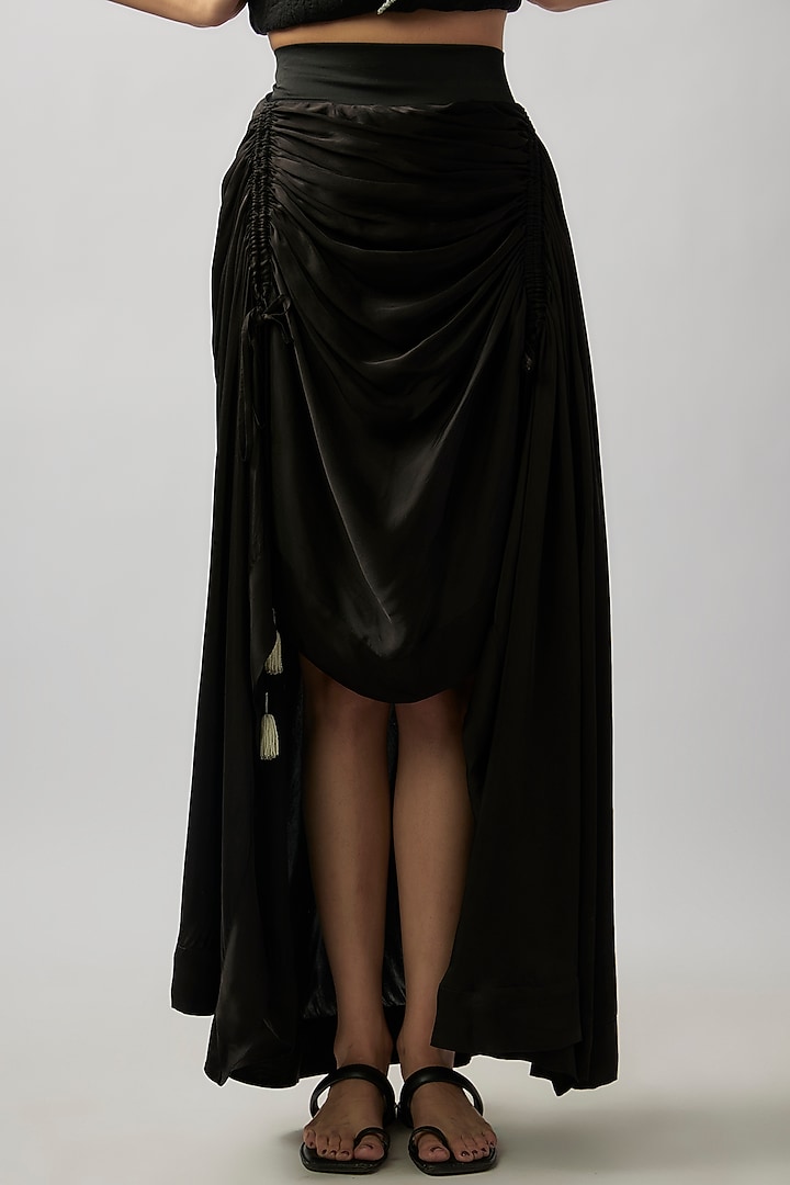 Off-White Organza Hand Embroidered Cape Set by Nupur Kanoi at Pernia's Pop Up Shop