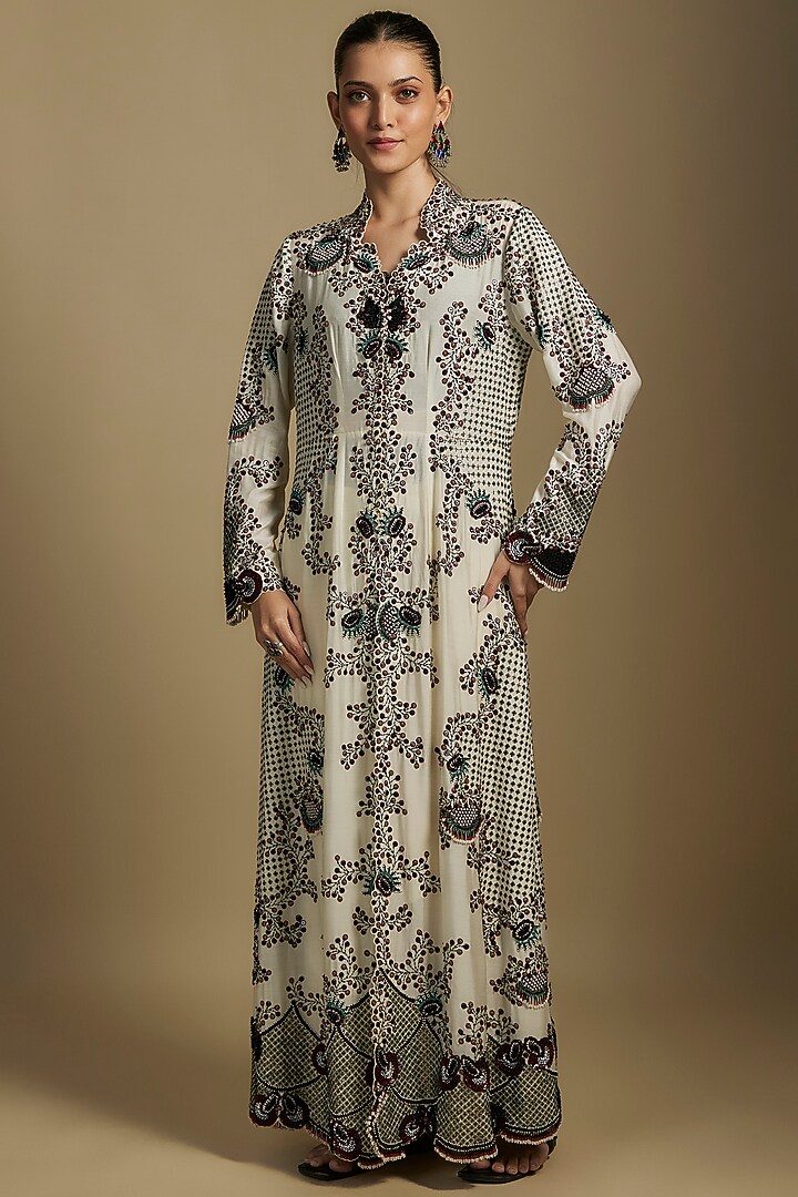 Off-White Silk Hand Embroidered Jacket Set by Nupur Kanoi at Pernia's Pop Up Shop