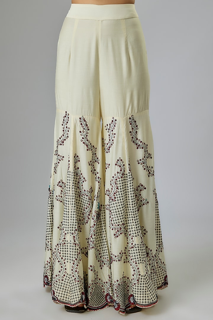 Off-White Silk & Crepe Hand Embroidered Gharara Set by Nupur Kanoi at Pernia's Pop Up Shop