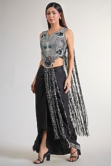 product-color-Black