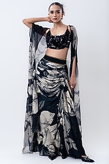 product-color-Black